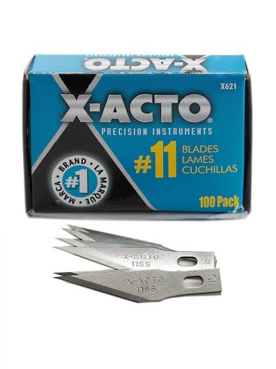 box and sample of Exacto #11 blades